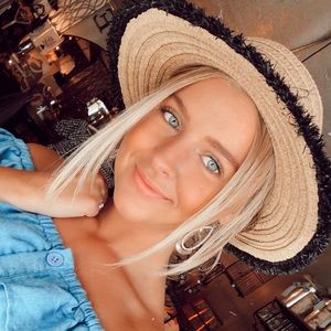 Meet your Posher, Hadley